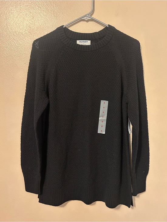 Old Navy Sweaters - Old Navy Black Crewneck Textured Sweater